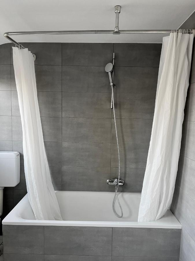 Haus Neuss-2Og Apartment Екстериор снимка